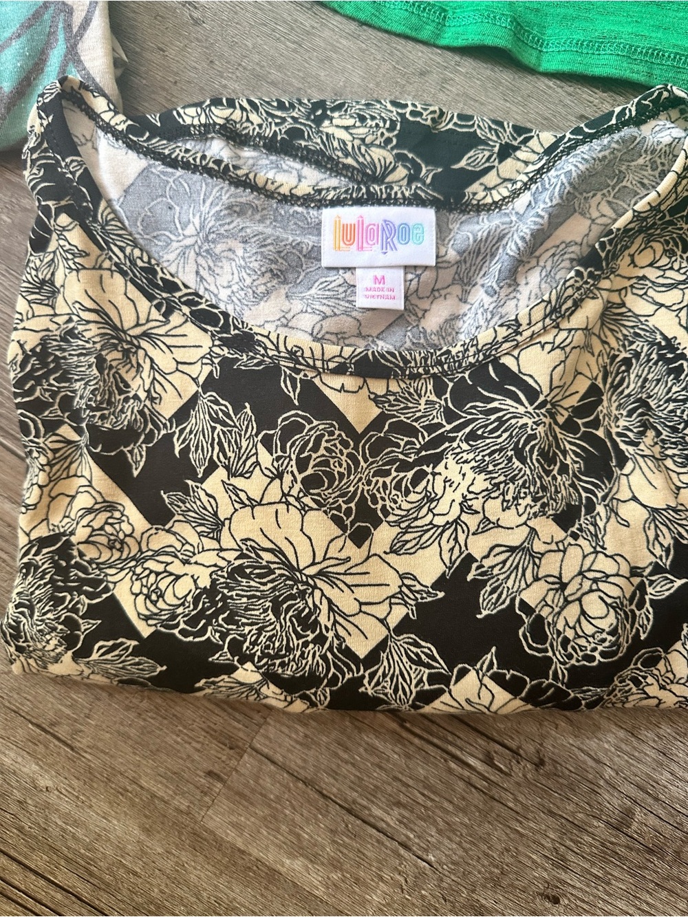 LuLaRoe Irma Tops Huge Bundle Lot - 14 Pieces - All Size Medium (8-10) NWT - Picture 5 of 14